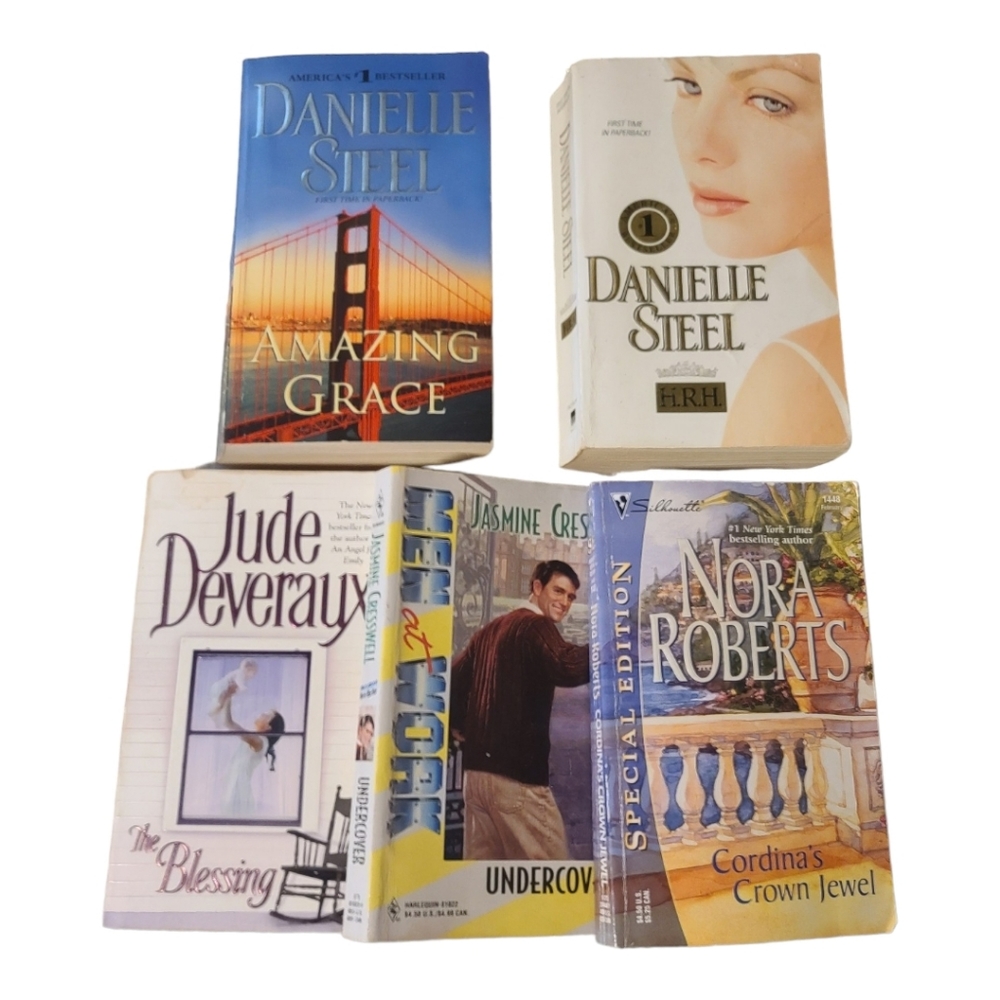 *2 for $20* Danielle Steel & Others Books Lot of 5